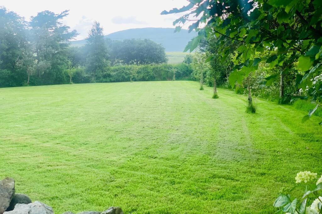 Glen Keen Farm Cottage Louisburgh Ngoại thất bức ảnh